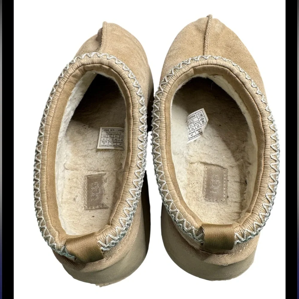 UGG tazz size 9 - Picture 3 of 5